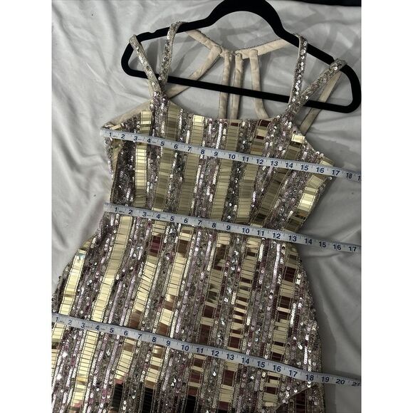 NWT Mac Duggal [ 4 ] Halter Neck Embellished Detailed Back Gown 93981 Nude Mirro - Picture 5 of 16